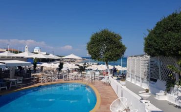 Η Μαρκέλλα Σαράιχα στο Oasis Beach Hotel