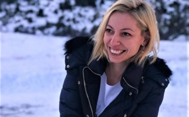 Η Μαρκέλλα Σαράιχα σε ταξιδεύει στο χιονοδρομικό κέντρου Μαινάλου