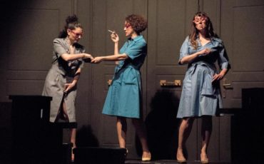 Η ομάδα Plan BEE παρουσιάζει την παράσταση SuperWoman στη θεατρική σκηνή του Faust
