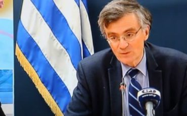 Κορωνοϊός : Υποχρεωτική η χρήση μάσκας σε κλειστούς χώρους