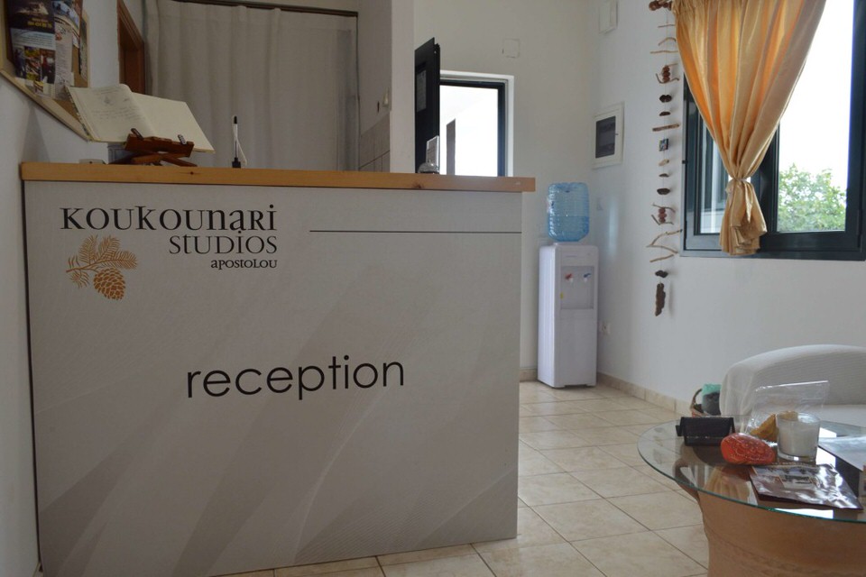 Koukounari Apartments & Rooms: Η ιδανική διαμονή στο Αγκίστρι