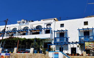 Blue Sky Apartments Tilos: Διαμονή με θέα το απέραντο γαλάζιο