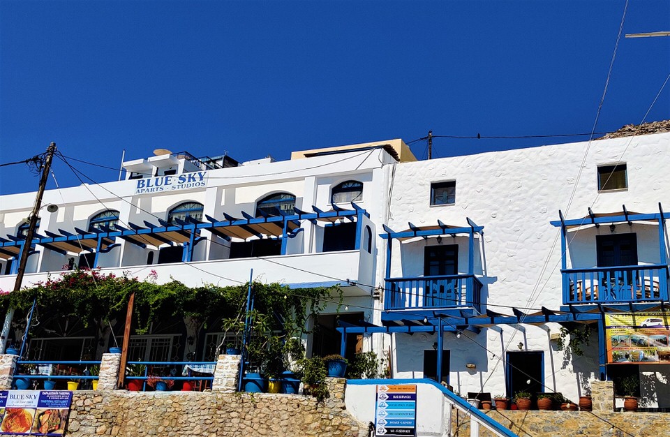 Blue Sky Apartments Tilos: Διαμονή με θέα το απέραντο γαλάζιο