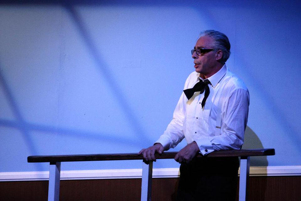 Onassis. The play: Ο συγκλονιστικός μονόλογος με τον Anthony Skordi στο Θερινό Θέατρο Λαμπέτη