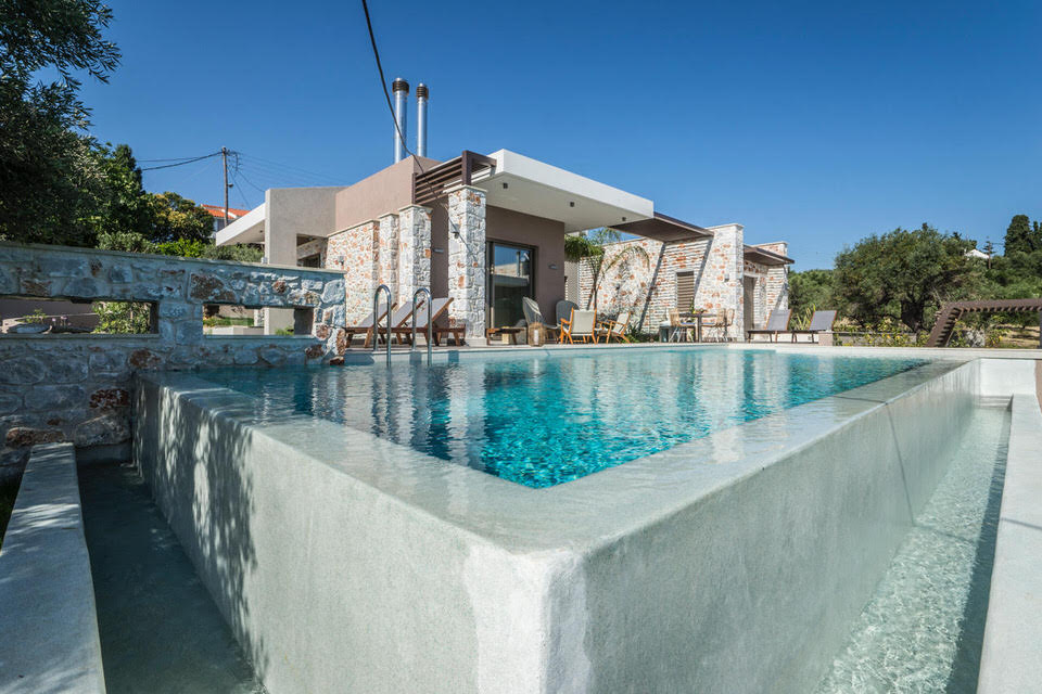 AA Luxury Villas: Luxury accommodation in two unique villas in Daratso, Chania