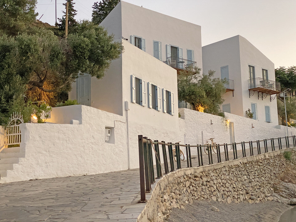 Pelagos Seaside Suite: Δύο πολυτελείς σουίτες στην Σύμη δίπλα στη θάλασσα με κριτικές 5 αστέρων 