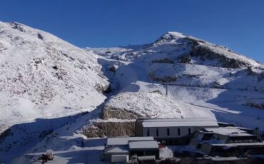 Χιονοδρομικό Κέντρο Παρνασσού-Λιβάδι-Αράχωβα: Ο ιστορικός πρώτος χιονιάς χωρίς επισκέπτες