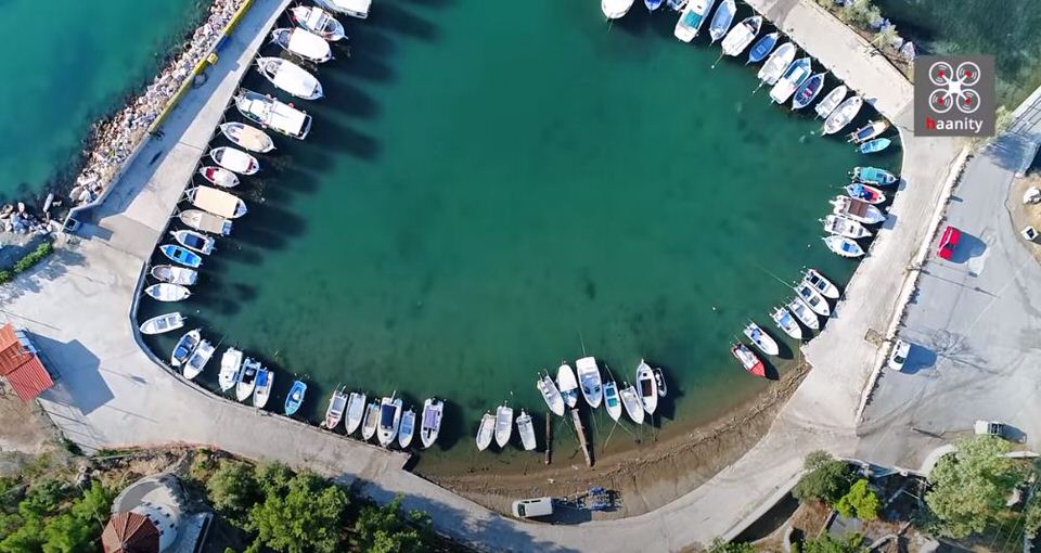 Το Νησί των Ονείρων με τα καταγάλανα νερά απέχει 2 ώρες από την Αθήνα! 