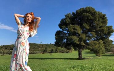 "Αέναο": Η Λίνα Ροδοπούλου παρουσιάζει το νέο της τραγούδι σε στίχους-μουσική του Θοδωρή Μυστιλόγλου