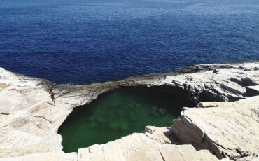 Γκιόλα: Η πιο διάσημη φυσική πισίνα βρίσκεται στη Θάσο! (video)