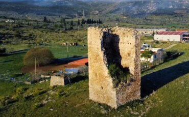 Οδοιπορικό στον Πύργο της Αλιάρτου