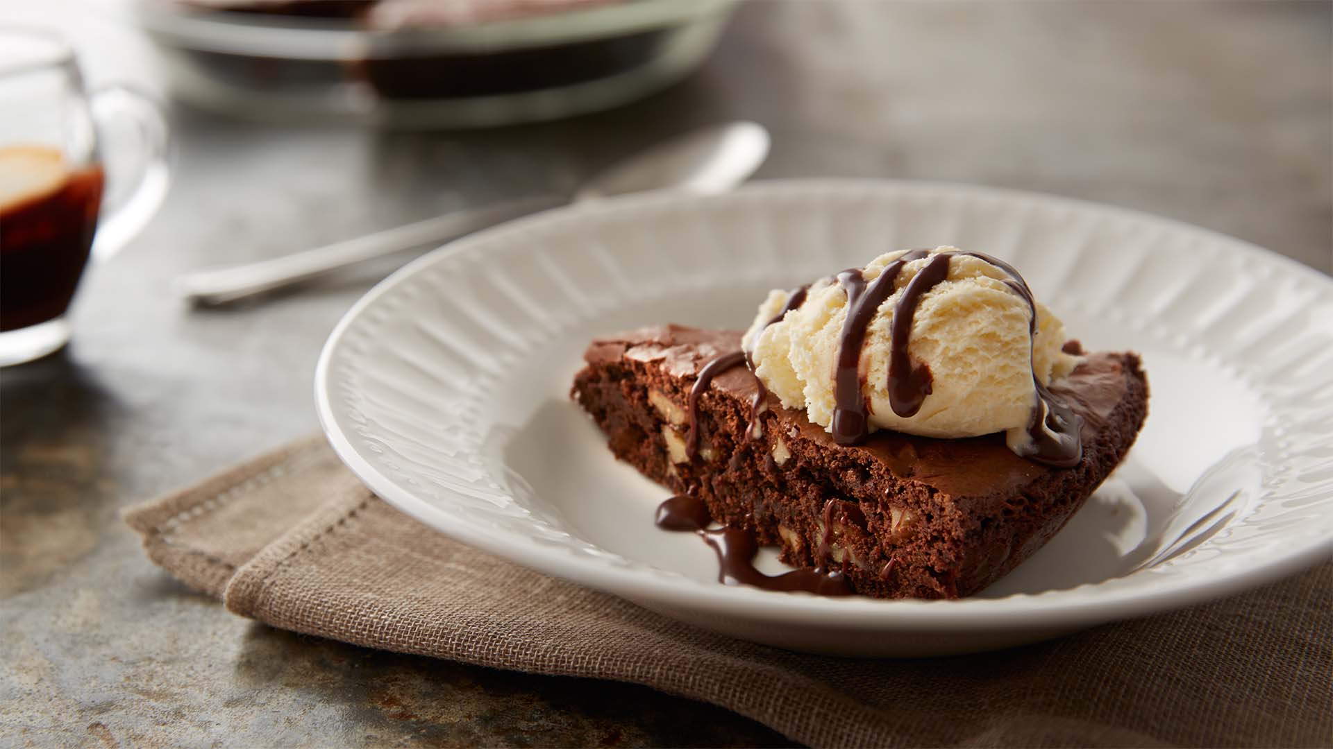 Παγωτό με brownies: Η απόλυτη καλοκαιρινή συνταγή