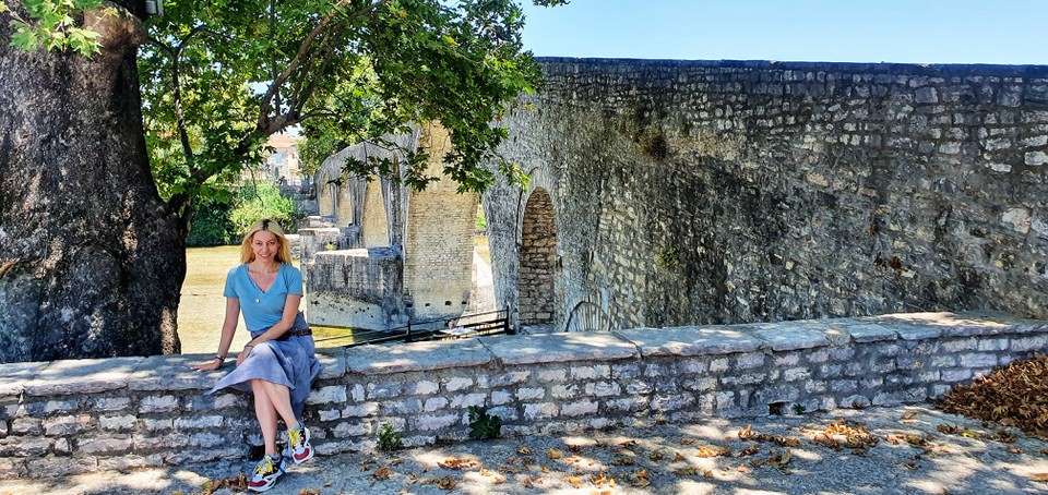 Το πέτρινο γεφύρι της Άρτας και ο θρύλος για τη θυσία της γυναίκας του πρωτομάστορα