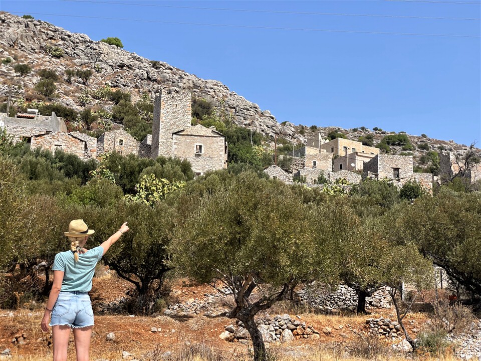 Άλικα: Οδοιπορικό σε ένα από τα παλαιότερα χωριά της Μάνης