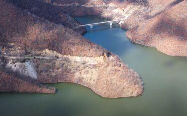 Φράγμα Θησαυρού: Το μεγαλύτερο λιθόρριπτο φράγμα της Ελλάδας και των Βαλκανίων