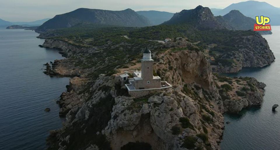 Άγιος Νικόλαος Ηραίου: Ίσως το ομορφότερο ξωκλήσι κοντά στην Αττική με την εκπληκτική θέα