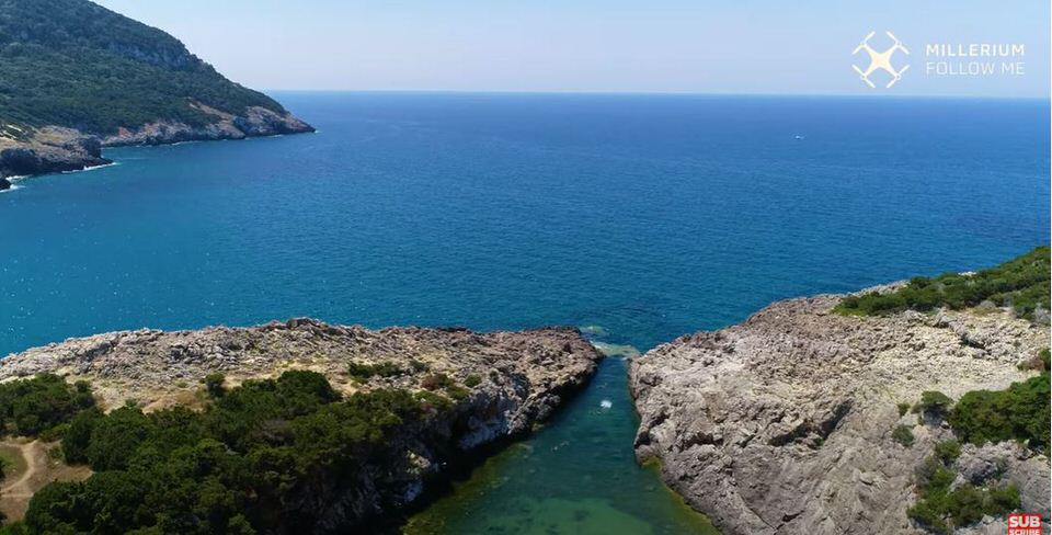 Παραλία Γλώσσα: Η κρυμμένη αμμώδης παραλία της Μεσσηνίας