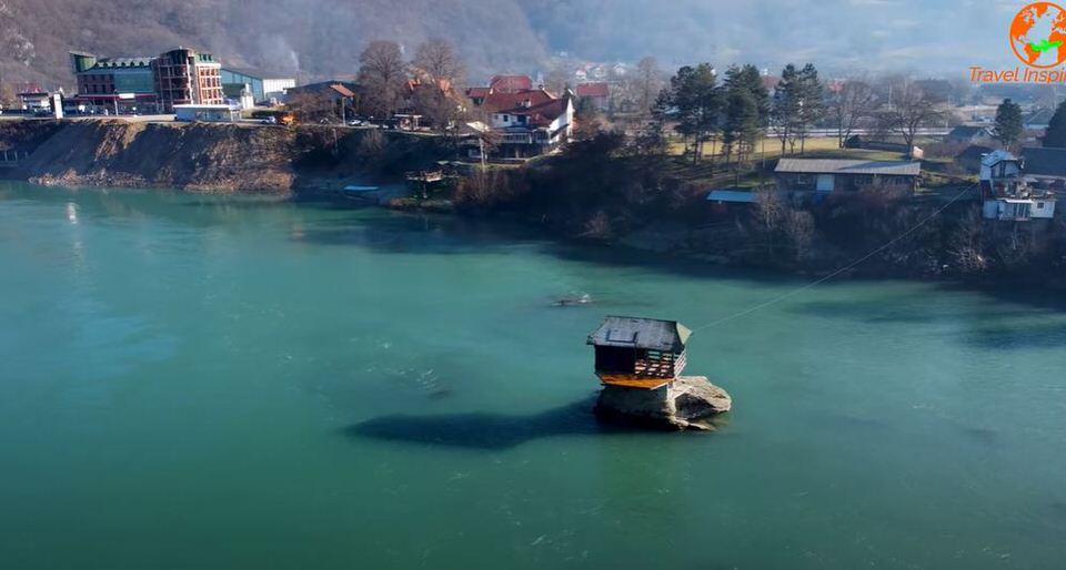 Drina river house: Το απίστευτο σπίτι μέσα στο ποτάμι