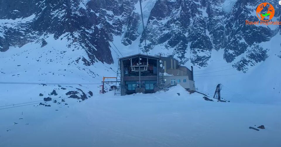 Aiguille du midi: Μια βόλτα στην κορυφή των γαλλικών Άλπεων