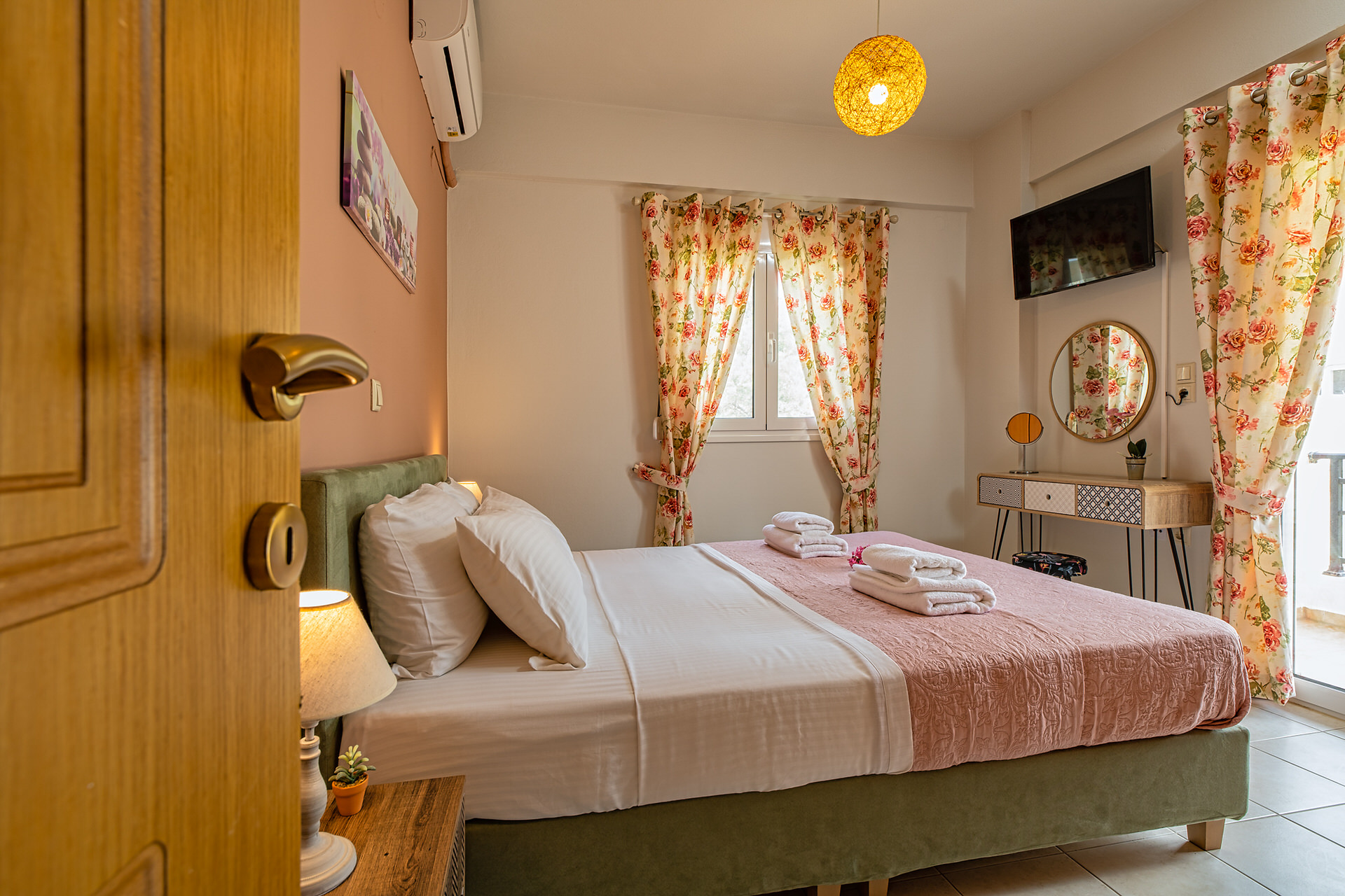 Plakias River Apartment: Αυτό είναι το σπίτι με βαθμολογία 9.8 στην booking για ήρεμες διακοπές στην Κρήτη