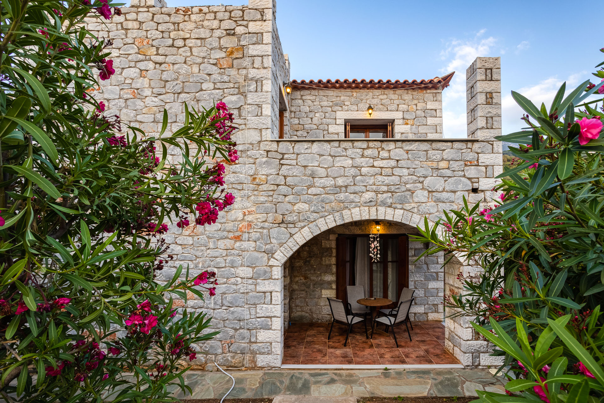 Stone Luxury Villas: Οι πέτρινες βίλες της Μάνης που σου υπόσχονται μία αξέχαστη διαμονή