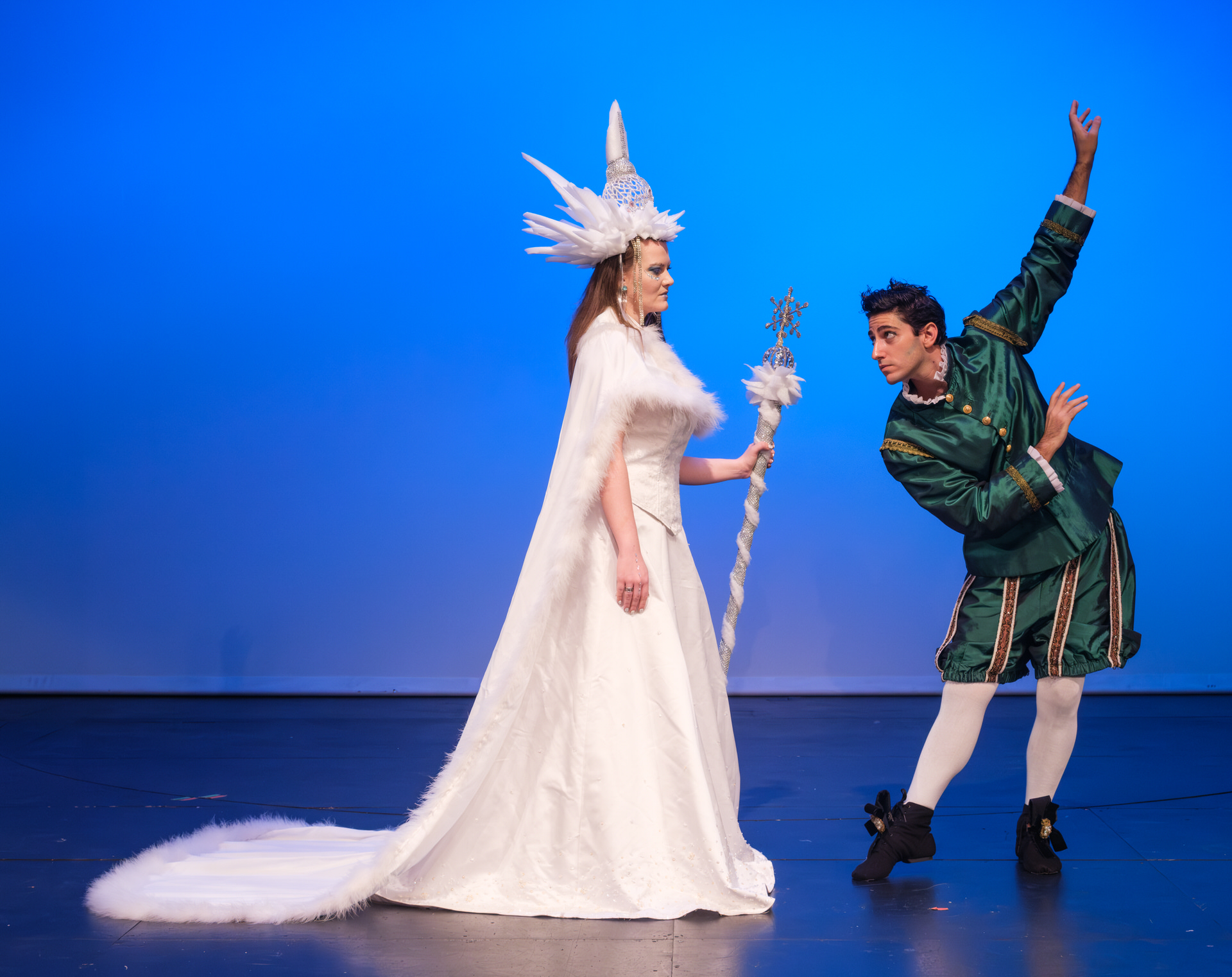                           Η βασίλισσα του χιονιού: Έρχεται στο θέατρο Ακροπόλ