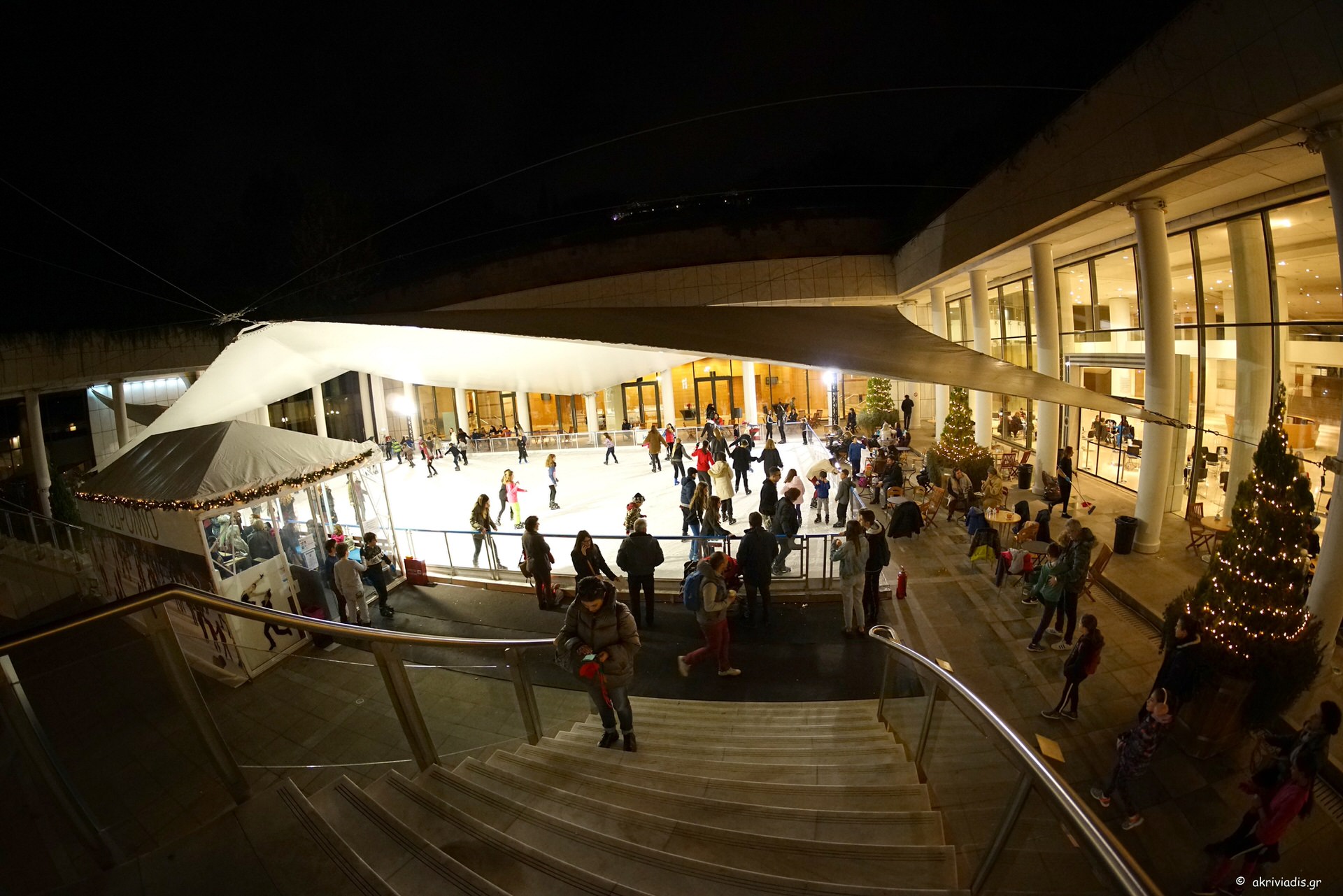 Χριστουγεννιάτικες συναυλίες για μικρούς και μεγάλους στο Παγοδρόμιο του Μεγάρου με ελεύθερη είσοδο