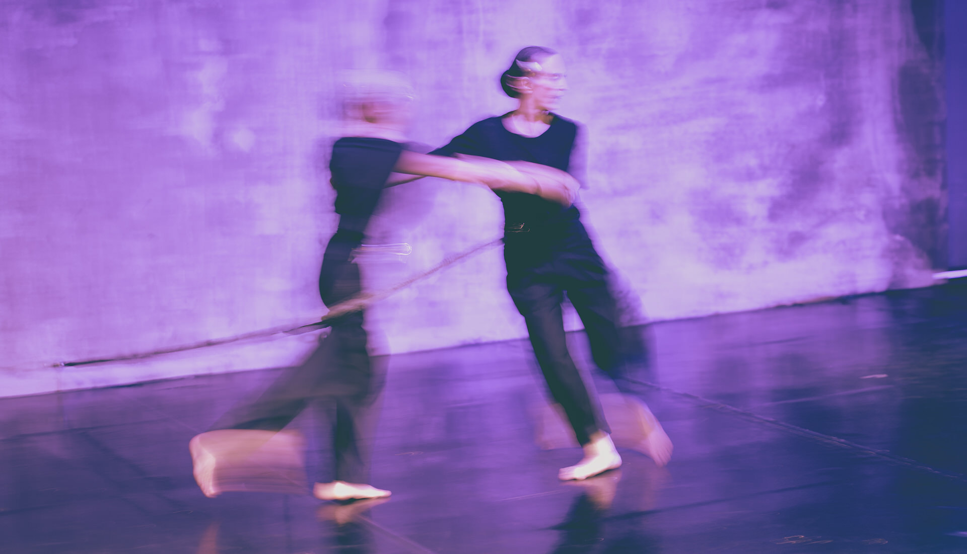 Η παράσταση "Shifting Time" της ομάδας χορού Griffon έρχεται στο Θέατρο ΠΛΥΦΑ