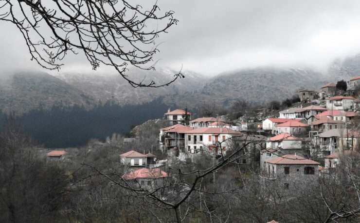 Χρυσοβίτσι: Ταξίδι στο ελατοσκέπαστο χωριό της Αρκαδίας