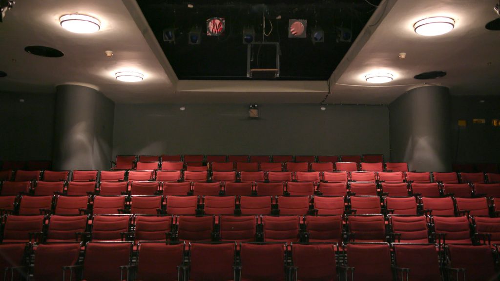 Το Θέατρο Τέχνης γιορτάζει την Παγκόσμια Ημέρα Θεάτρου προσφέροντας μειωμένα εισιτήρια για τις παραστάσεις του