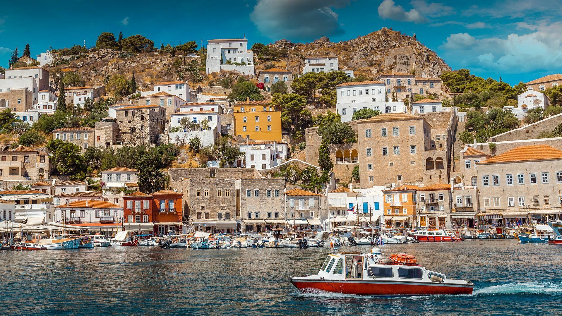 Ύδρα: Το travelgirl.gr σε ξεναγεί στο νησί που δεν κυκλοφορούν αυτοκίνητα!Πηγή φωτογραφίας: https://www.discovergreece.com/