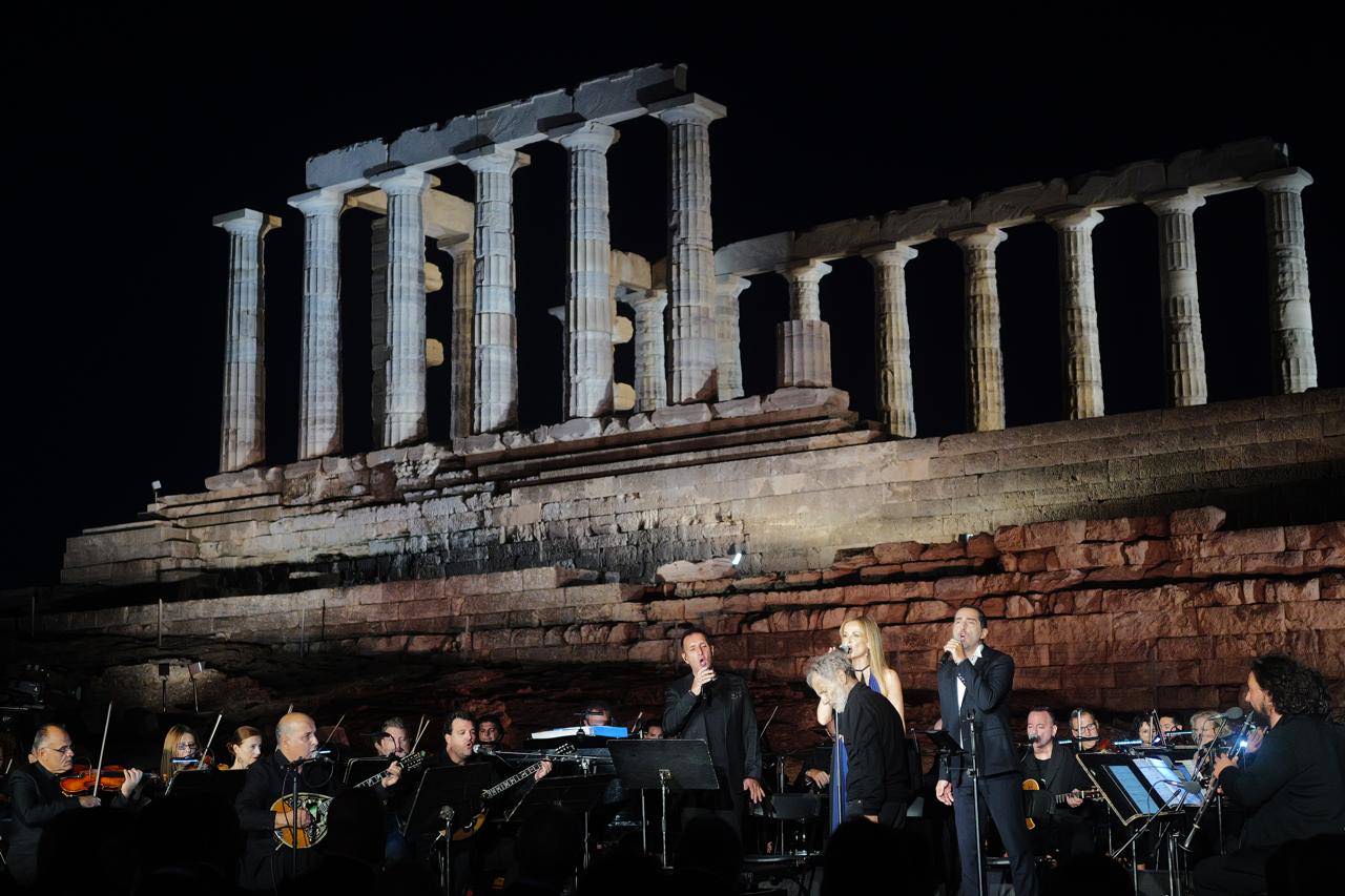 Στις 12 Οκτωβρίου ο Ιερός Ναός της Αφαίας στην Αίγινα θα πλημμυρίσει με τις διαχρονικές μελωδίες του Σταύρου Ξαρχάκου