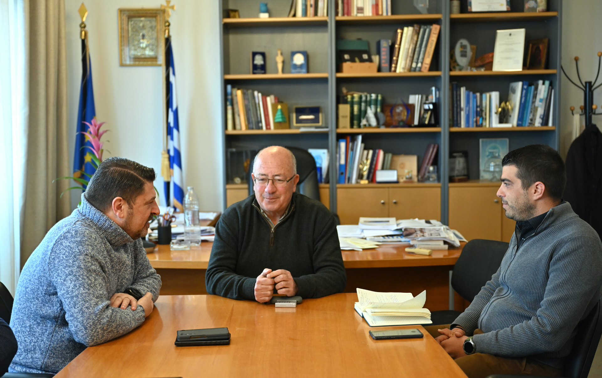 Επίσκεψη του Περιφερειάρχη Αττικής στη Σαντορίνη