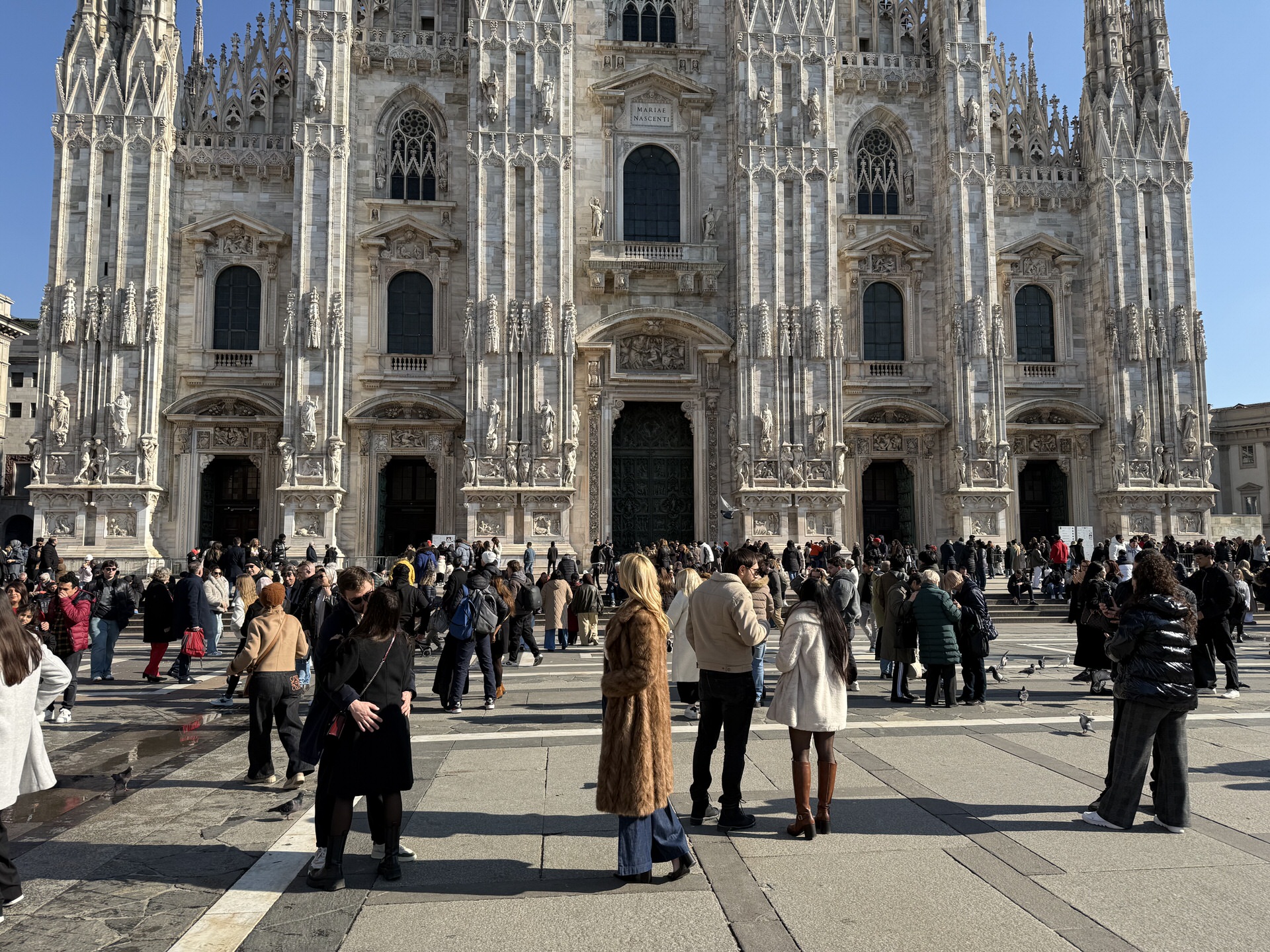 Το travelgirl.gr σε ξεναγεί στον καθεδρικό ναό Duomo του Μιλάνου