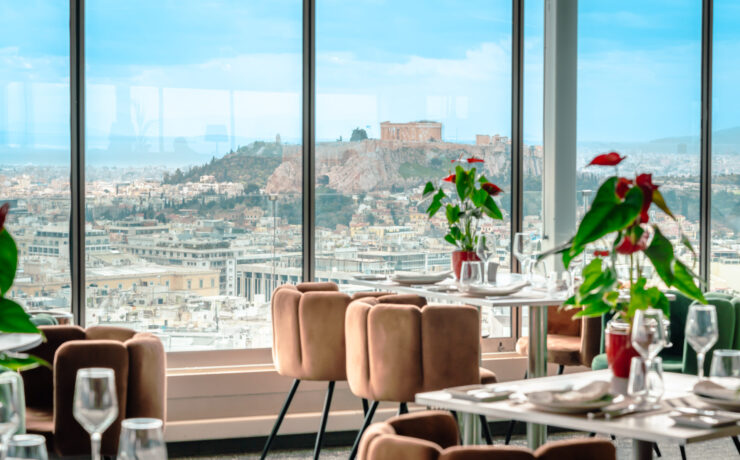 Chamomile Living Afternoon Tea στο La Suite Lounge του ξενοδοχείου St. George Lycabettus