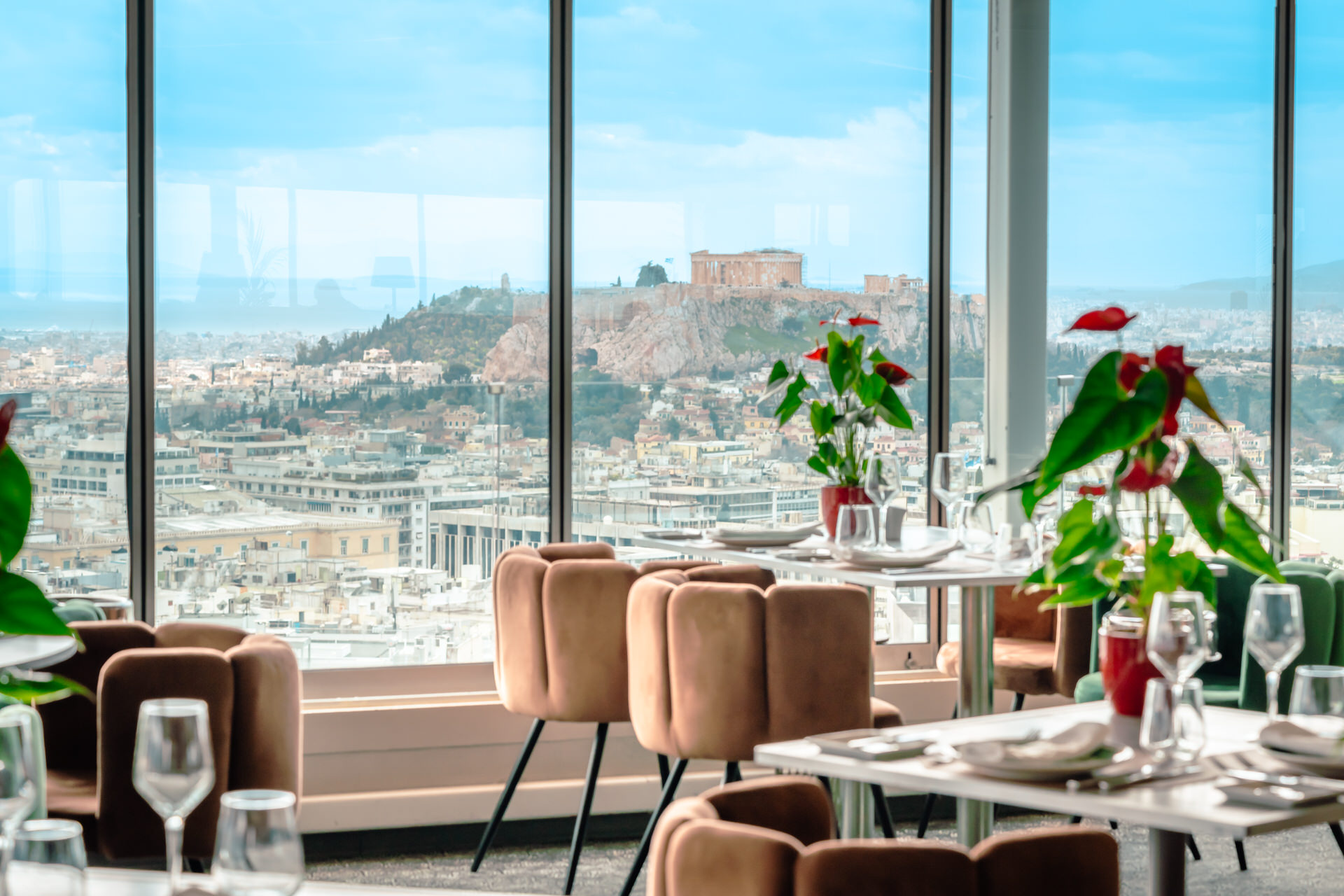 Chamomile Living Afternoon Tea στο La Suite Lounge του ξενοδοχείου St. George Lycabettus